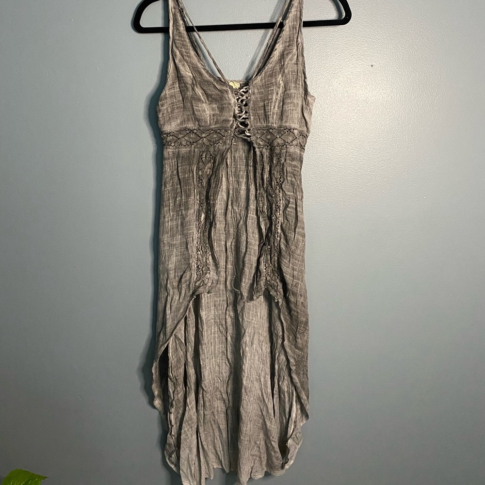 Gimmicks High Low Crop Lace Tank